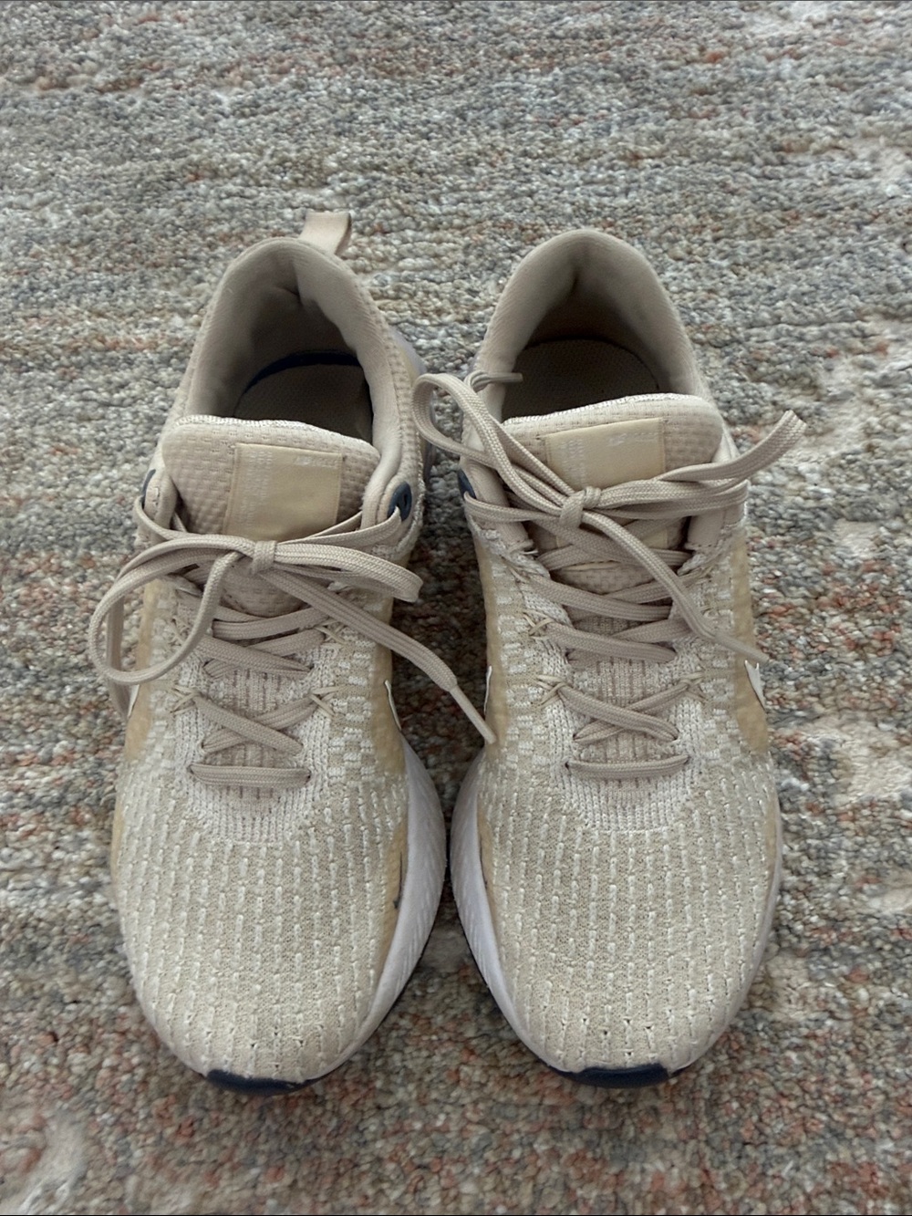 Nike React - Beige Sneakers - size 8
